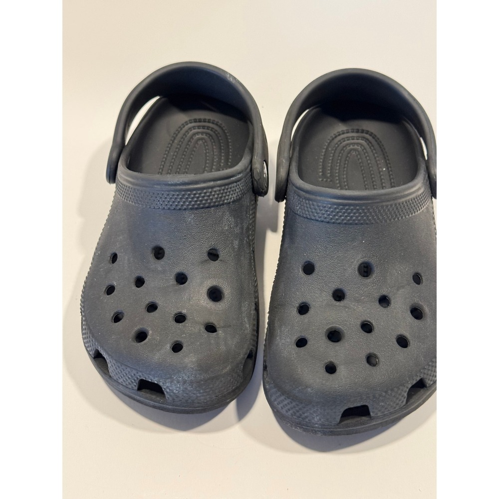 Crocs Classic Clog Kids SZ J1 Black Lightweight Slip On Water Shoes - Picture 2 of 8